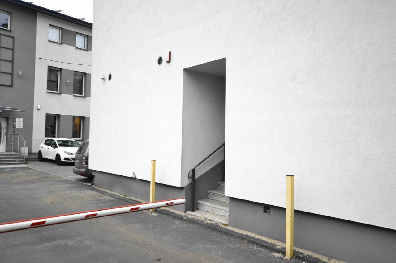 Apartament Platynowy - Centrum Gliwic Z Parkingiem Gliwice Extérieur photo