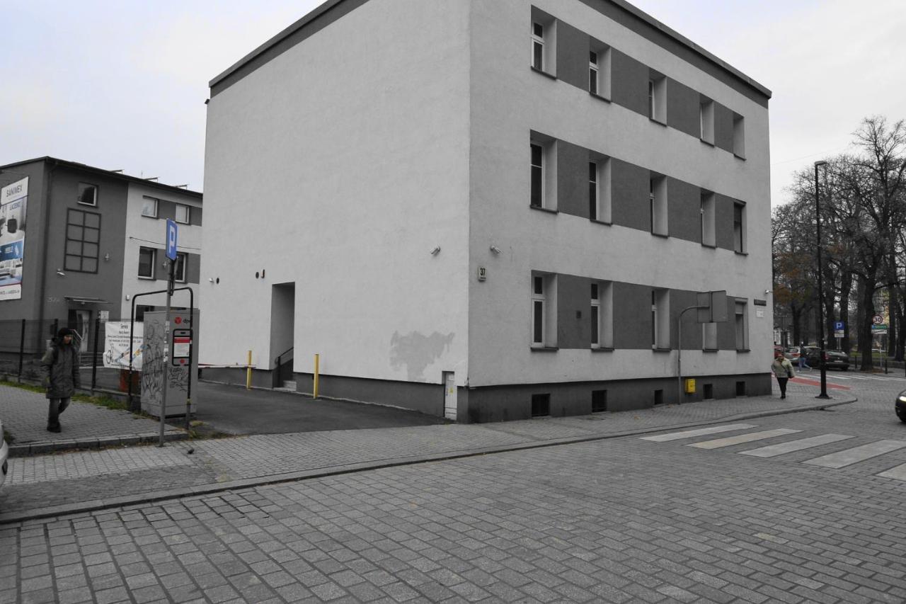 Apartament Platynowy - Centrum Gliwic Z Parkingiem Gliwice Extérieur photo